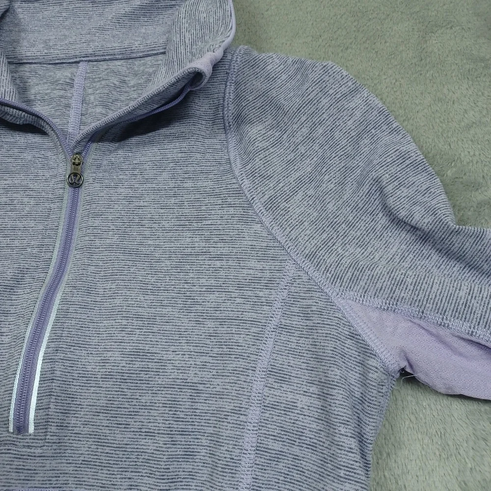 Lululemon Pullover Womens 4 Purple 1/4‎ Zip Activewear Pullover Logo